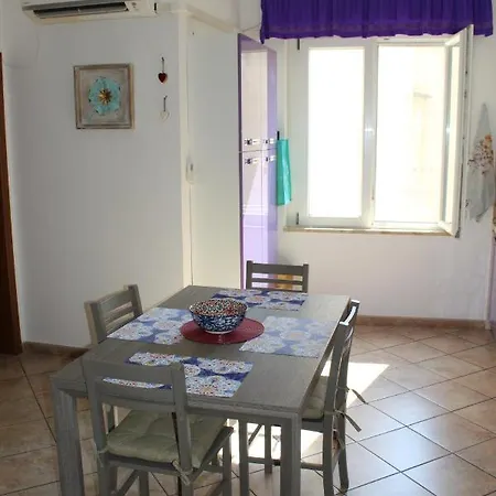 Lovely Sardinia Apartment Porto Torres Exterior foto